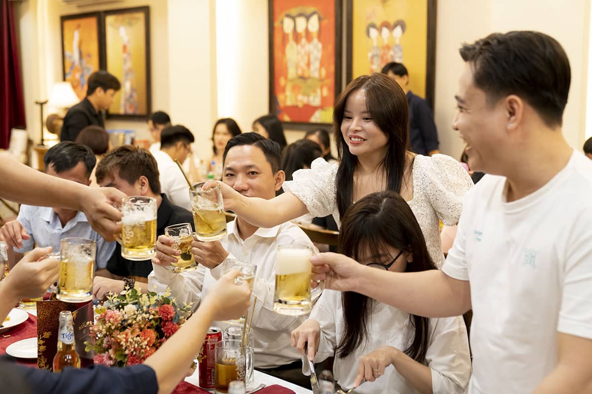 The restaurant that holds wedding announcement parties in District 1, Ho Chi Minh City